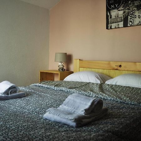 3Hb Faro Ξενοδοχείο Δωμάτιο φωτογραφία A guest room at the hotel