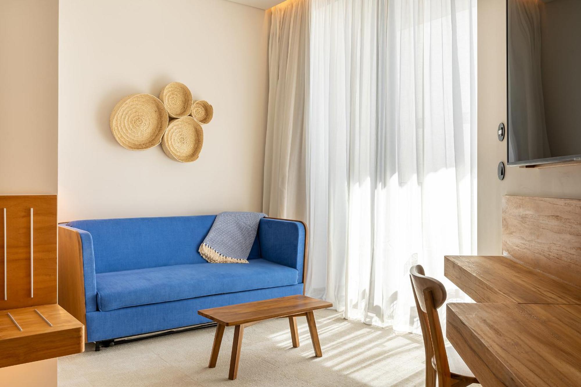 3Hb Faro Ξενοδοχείο Δωμάτιο φωτογραφία A living room at the hotel